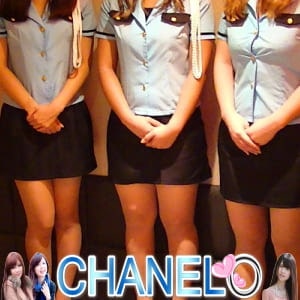 コスプレコンパニオンの女性達(ミニスカポリス)